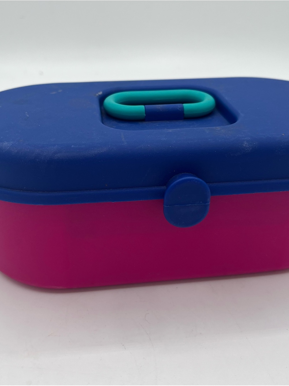 Mini makeup/sewing organizer with mirror and removable tray